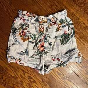 Linen tropical print shorts